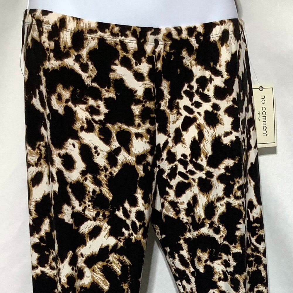 NWT-WOMENS ANIMAL LEOPARD PRINT LEGGINGS -SIZE M